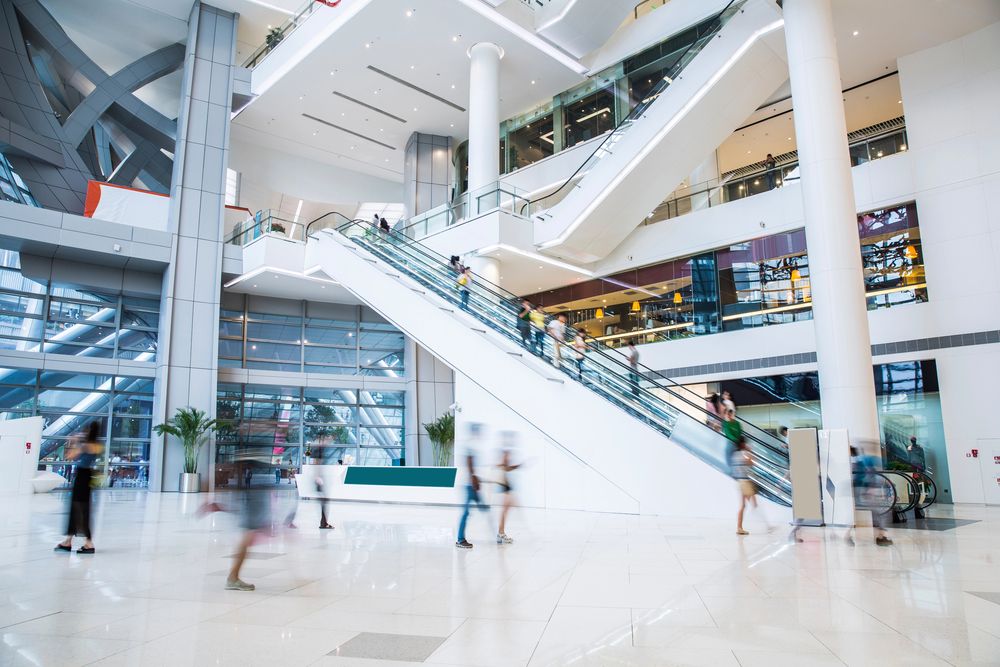 El-wifi-gratis-de-los-centros-comerciales-es-una-gran-ventaja-para-atraer-nuevos-clientes