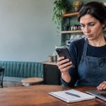Reseña de 1 estrella sin comentario: qué hacer y cuándo reportarla en Google